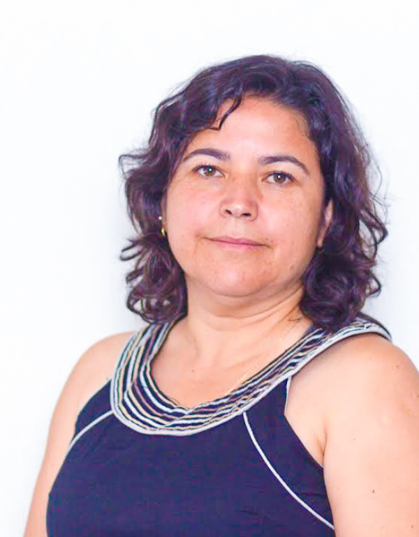 Mg. M. Valeria Negrier Seguel
